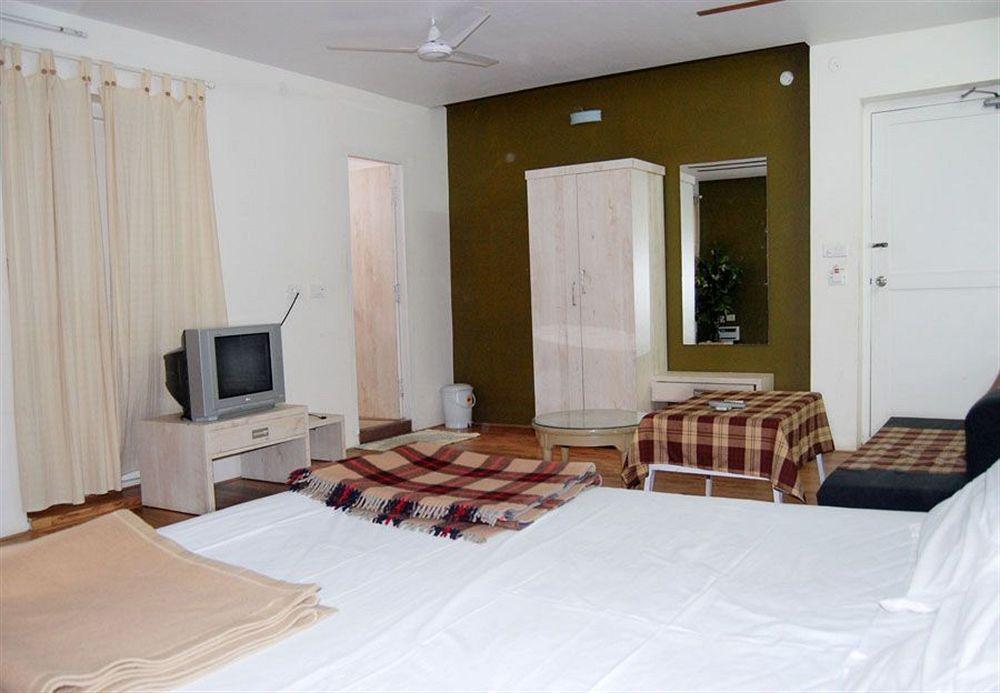 Sai Priya Beach Resort Visakhapatnam Zewnętrze zdjęcie